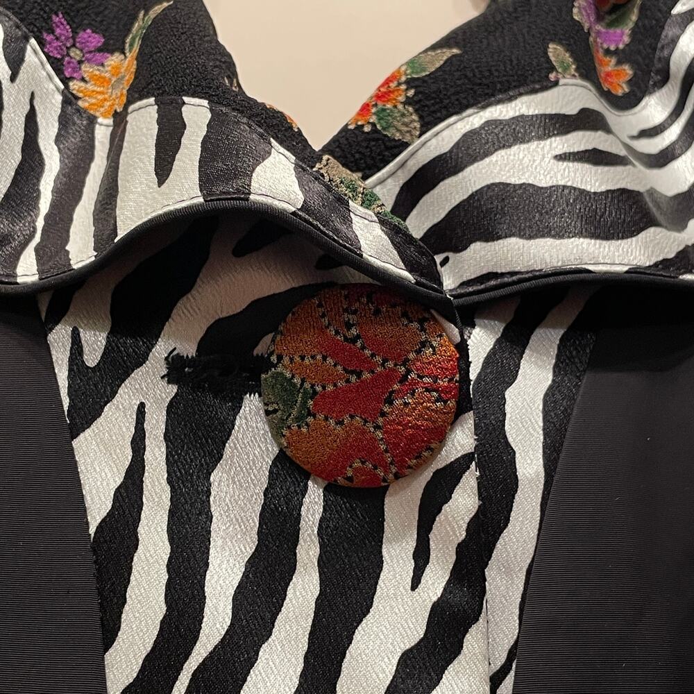 Vintage 90s Haute Couture Paris Blazer | Zebra Floral Wired Collar - Picture 7 of 13
